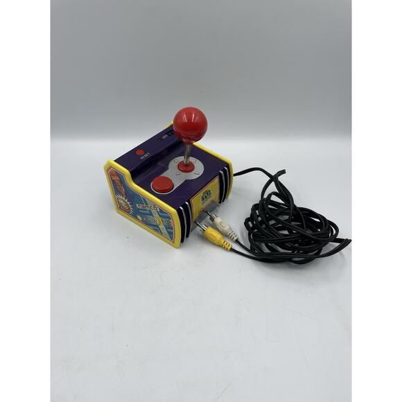 Vintage Namco 5 in 1 Arcade Classics 2003 Plug n Play TV Game Joystick Handheld - Picture 2 of 9
